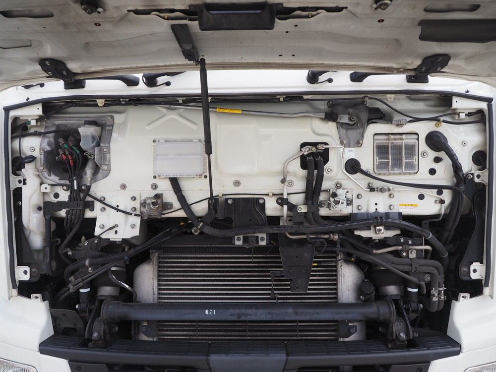 いすゞ ギガ 平ボディ 大型 QKG-CYJ77B 年式 H28[写真55]