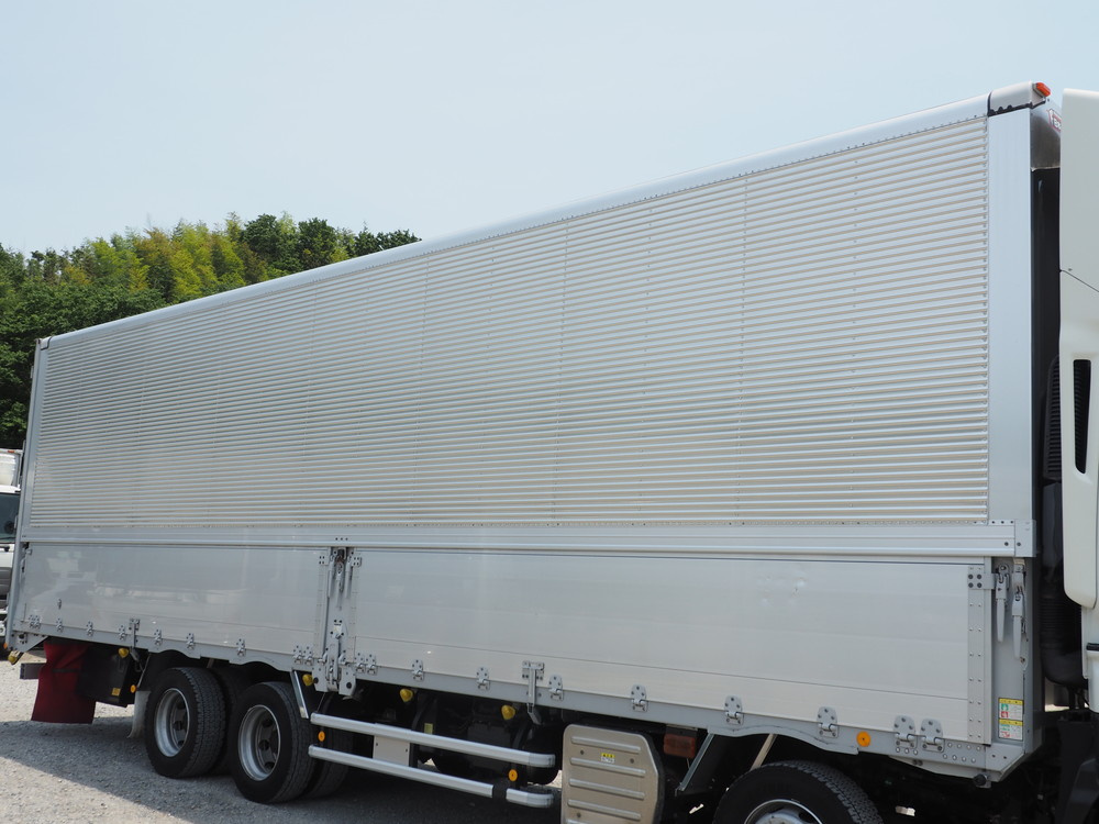 いすゞ ギガ ウイング車 大型 QKG-CYJ77A 年式 H26[写真09]