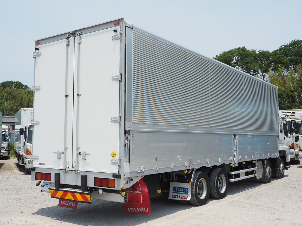 いすゞ ギガ ウイング車 大型 QKG-CYJ77A 年式 H26[写真05]