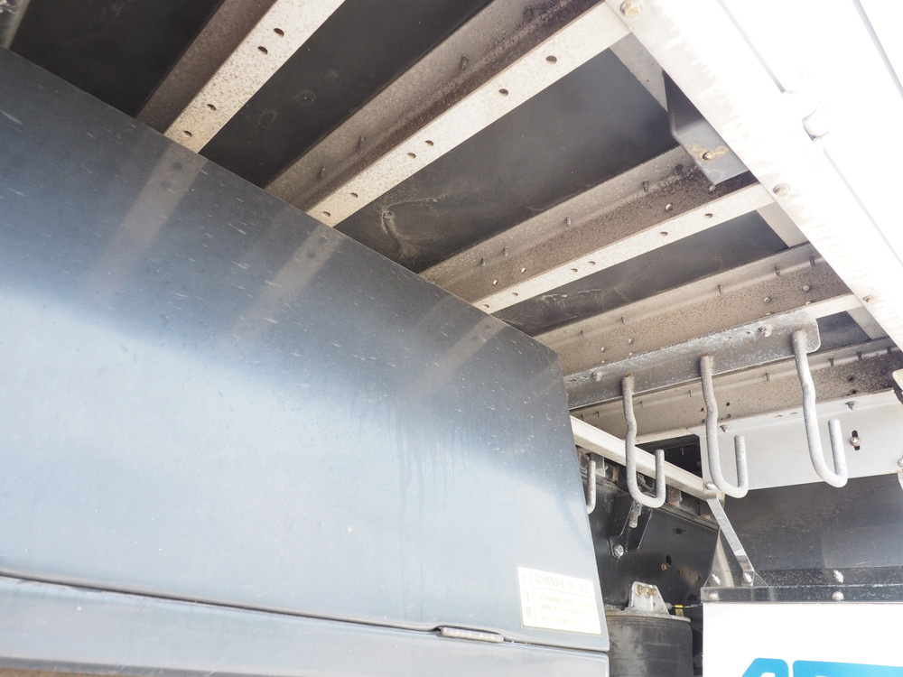 いすゞ ギガ ウイング車 大型 QKG-CYJ77A 年式 H26[写真49]