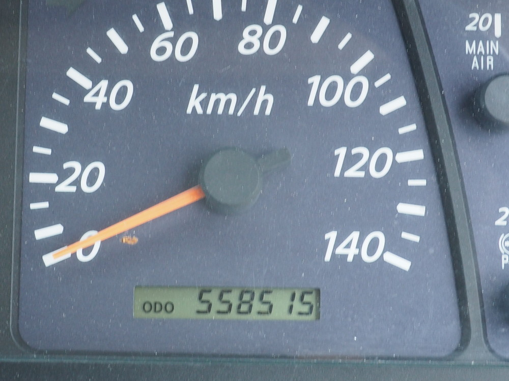 いすゞ ギガ ウイング車 大型 QKG-CYJ77A 年式 H26[写真43]