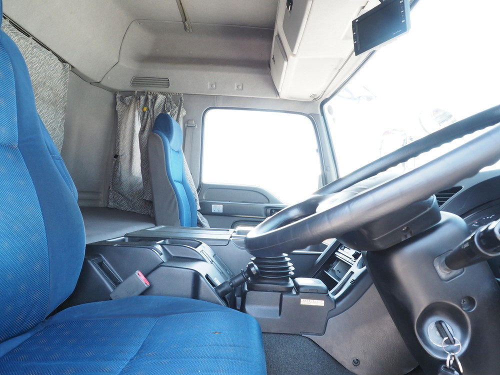 いすゞ ギガ ウイング車 大型 QKG-CYJ77A 年式 H25[写真35]