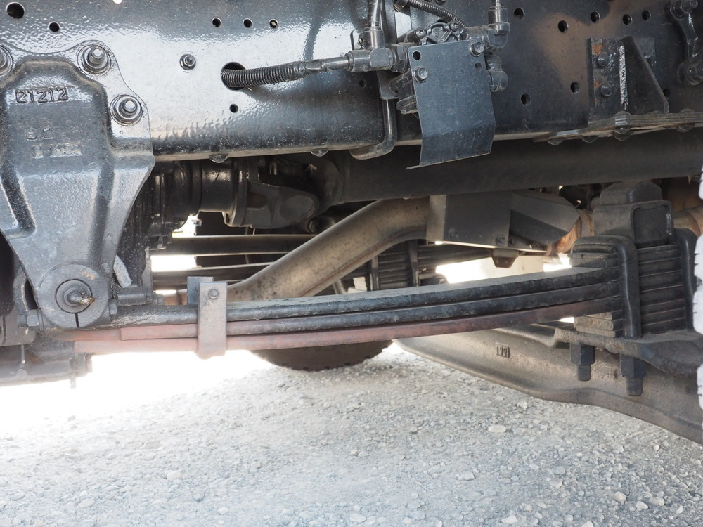 いすゞ ギガ ウイング車 大型 QKG-CYJ77A 年式 H25[写真50]