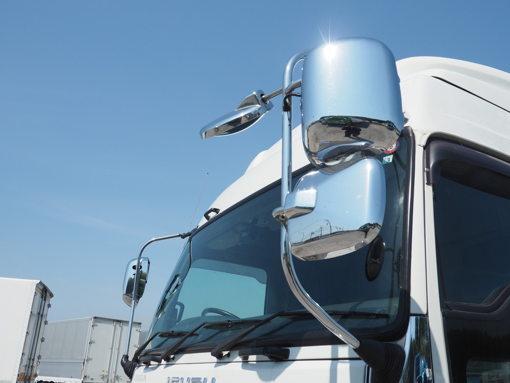 いすゞ ギガ ウイング車 大型 QKG-CYJ77A 年式 H25[写真08]