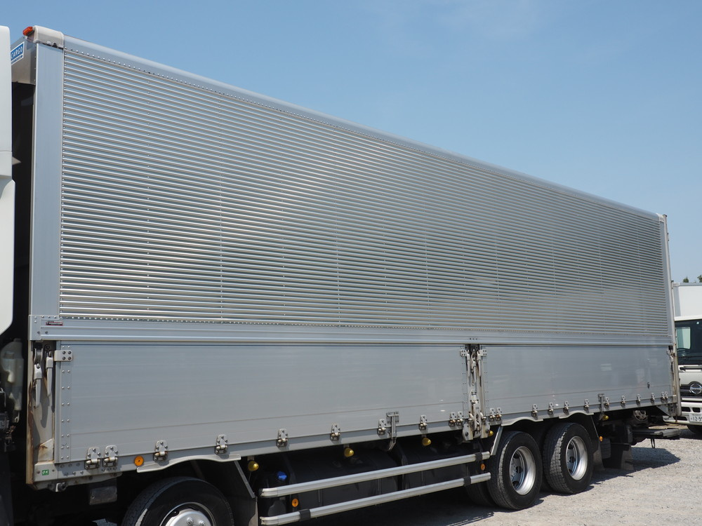 いすゞ ギガ ウイング車 大型 QPG-CYJ77B 年式 H28[写真15]