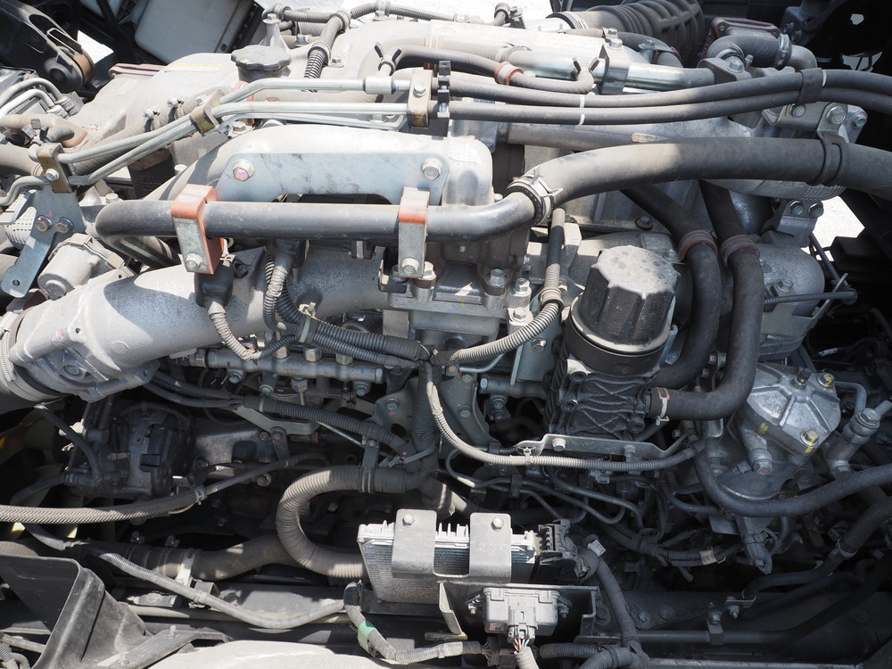 いすゞ ギガ ウイング車 大型 QPG-CYJ77B 年式 H28[写真58]