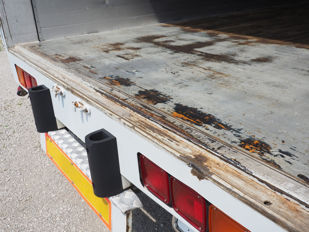 日野 グランドプロフィア ウイング車 大型 BKG-FW1EXYG 年式 H21[写真31]