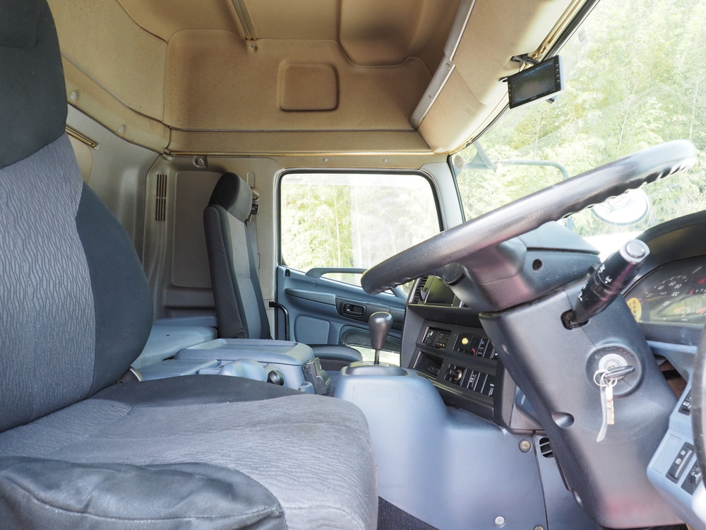 日野 グランドプロフィア ウイング車 大型 BKG-FW1EXYG 年式 H21[写真32]