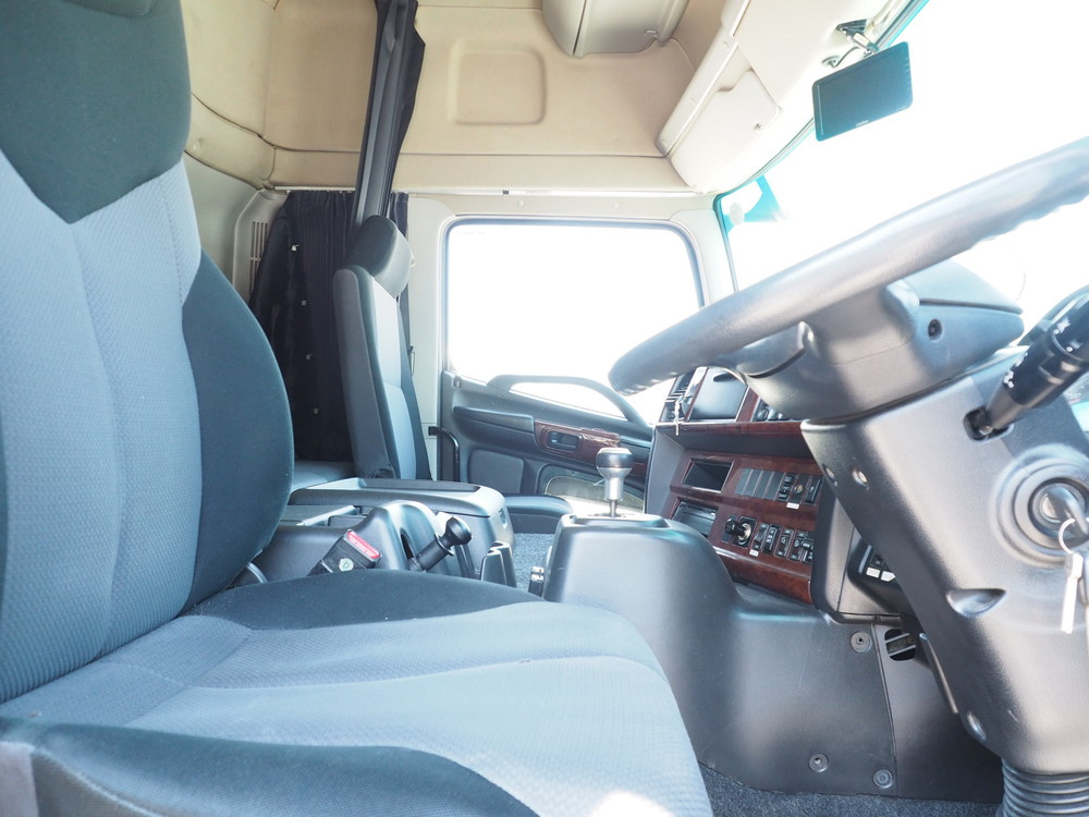 日野 グランドプロフィア ウイング車 大型 QKG-FW1EXBG 年式 H24[写真40]