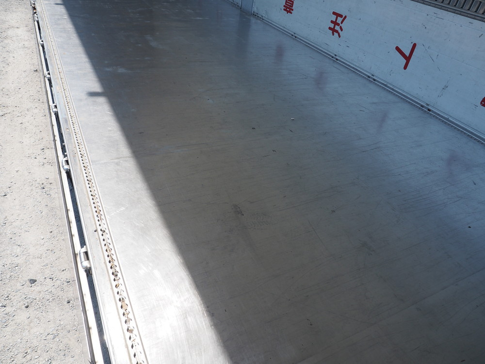 日野 グランドプロフィア ウイング車 大型 QKG-FW1EXBG 年式 H24[写真31]