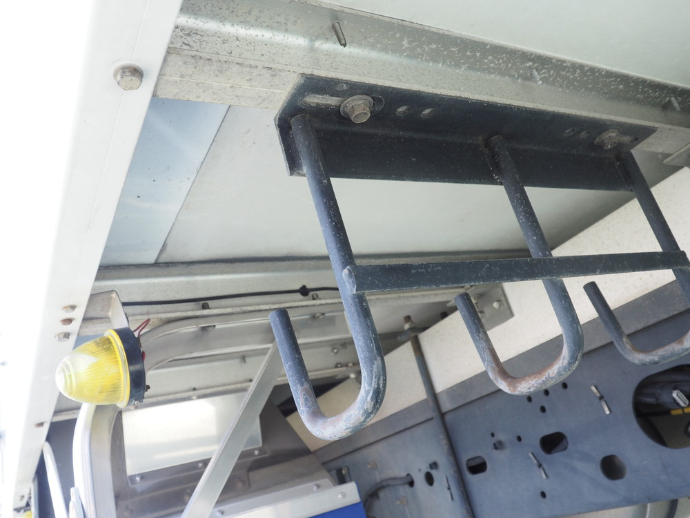 いすゞ フォワード 冷凍バン 中型 TKG-FRR90T2 年式 H25[写真51]