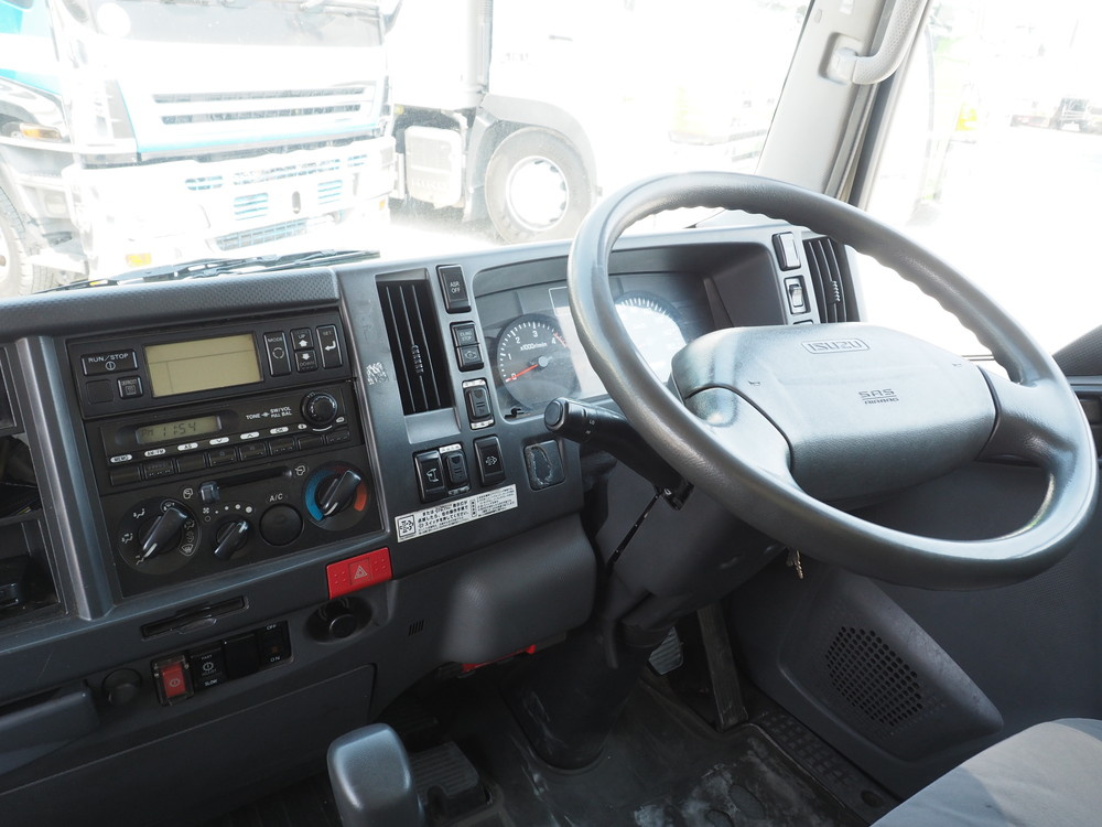 いすゞ エルフ 冷凍バン 小型 TKG-NPR85AN 年式 H26[写真26]