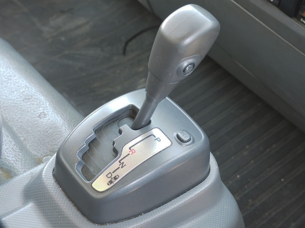 いすゞ エルフ 冷凍バン 小型 TKG-NPR85AN 年式 H26[写真28]