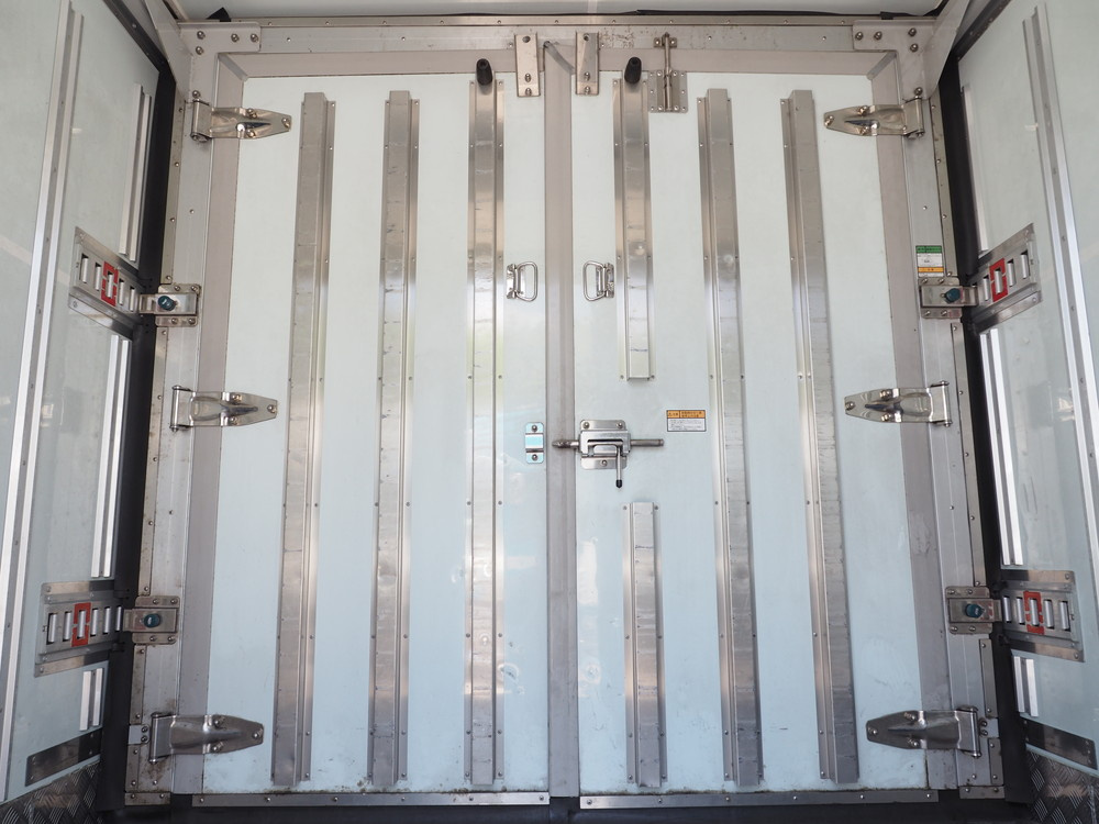 いすゞ エルフ 冷凍バン 小型 TKG-NPR85AN 年式 H26[写真19]