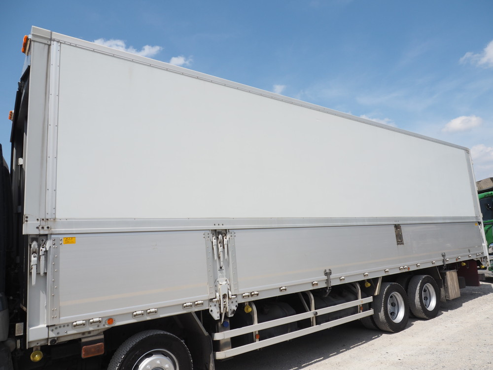 三菱ふそう スーパーグレート ウイング車 大型 QKG-FS54VZ 年式 H24[写真09]