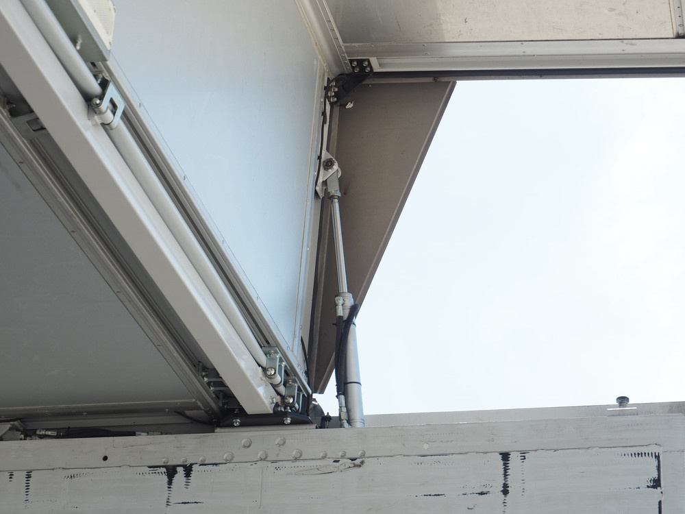 三菱ふそう スーパーグレート ウイング車 大型 QKG-FS54VZ 年式 H24[写真13]