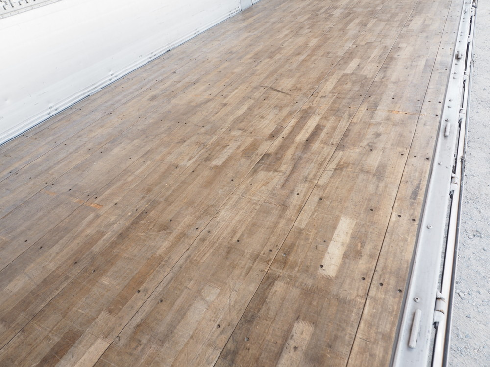 いすゞ ギガ ウイング車 大型 QKG-CYJ77A 年式 H26[写真23]