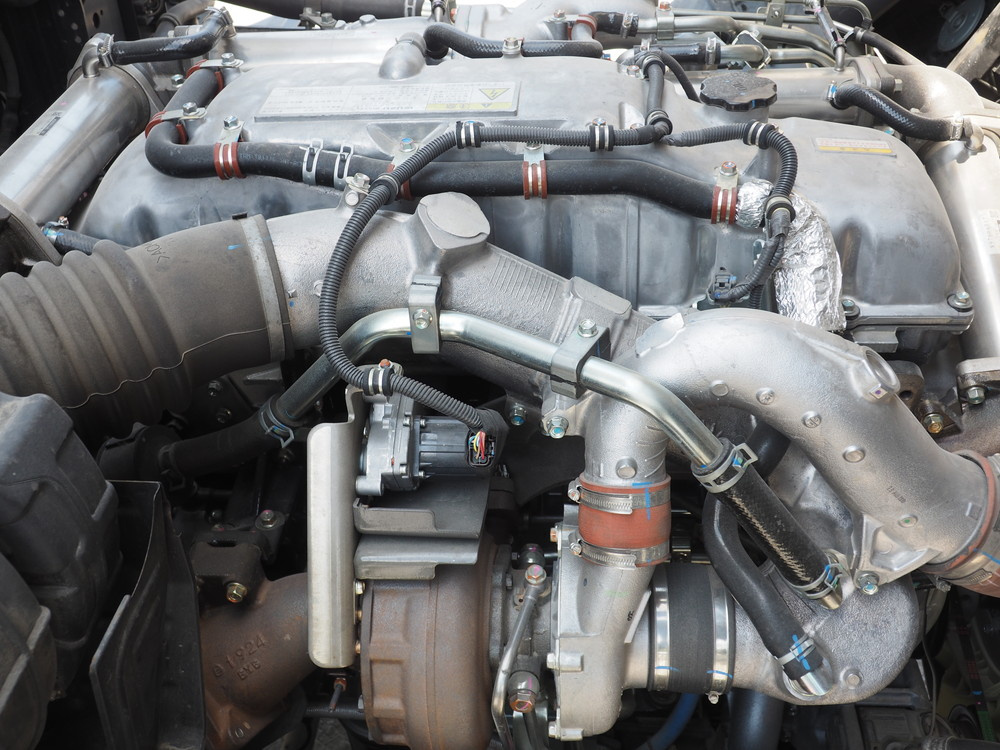 いすゞ ギガ ウイング車 大型 QKG-CYJ77A 年式 H26[写真54]