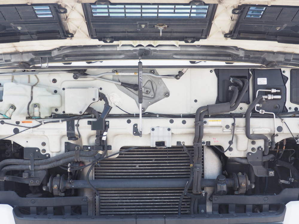 いすゞ ギガ ウイング車 大型 QKG-CYJ77A 年式 H26[写真53]