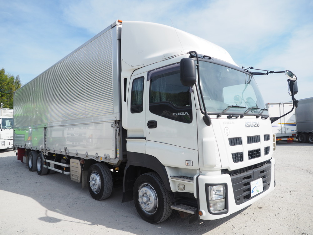 いすゞ ギガ ウイング車 大型 QKG-CYJ77A 年式 H26[写真04]