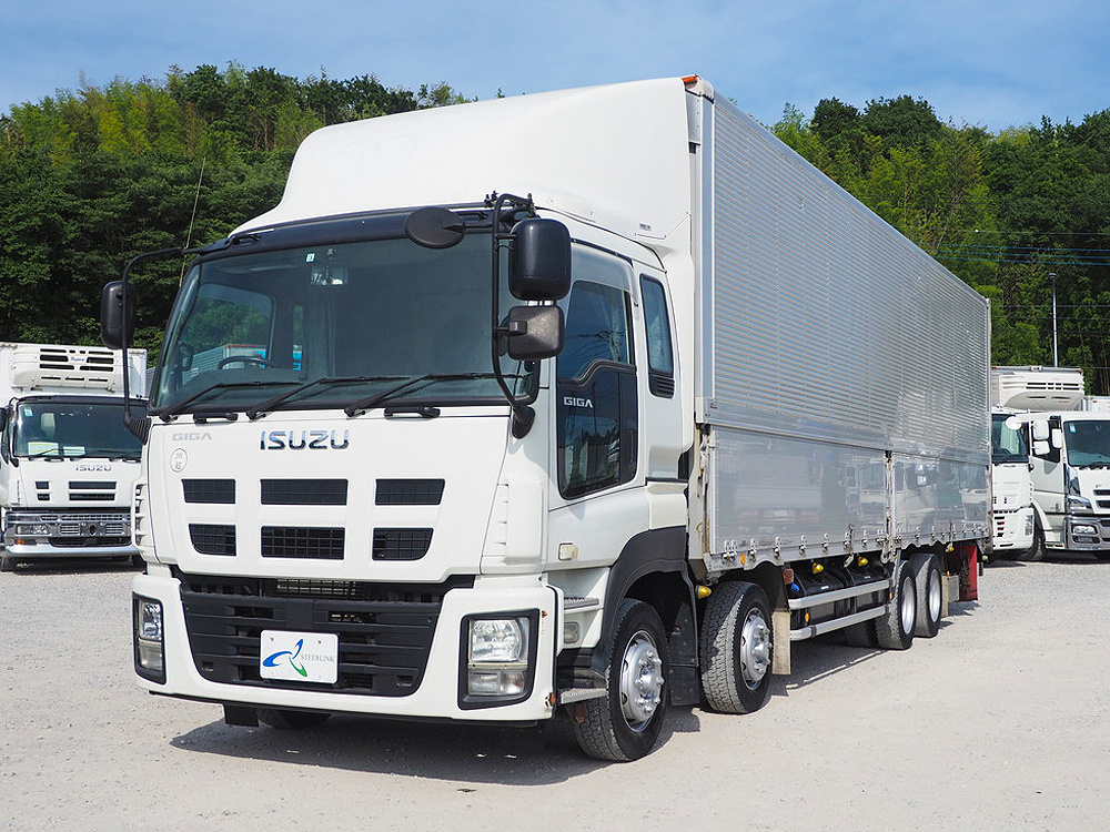 いすゞ ギガ ウイング車 大型 QKG-CYJ77A 年式 H26[写真01]