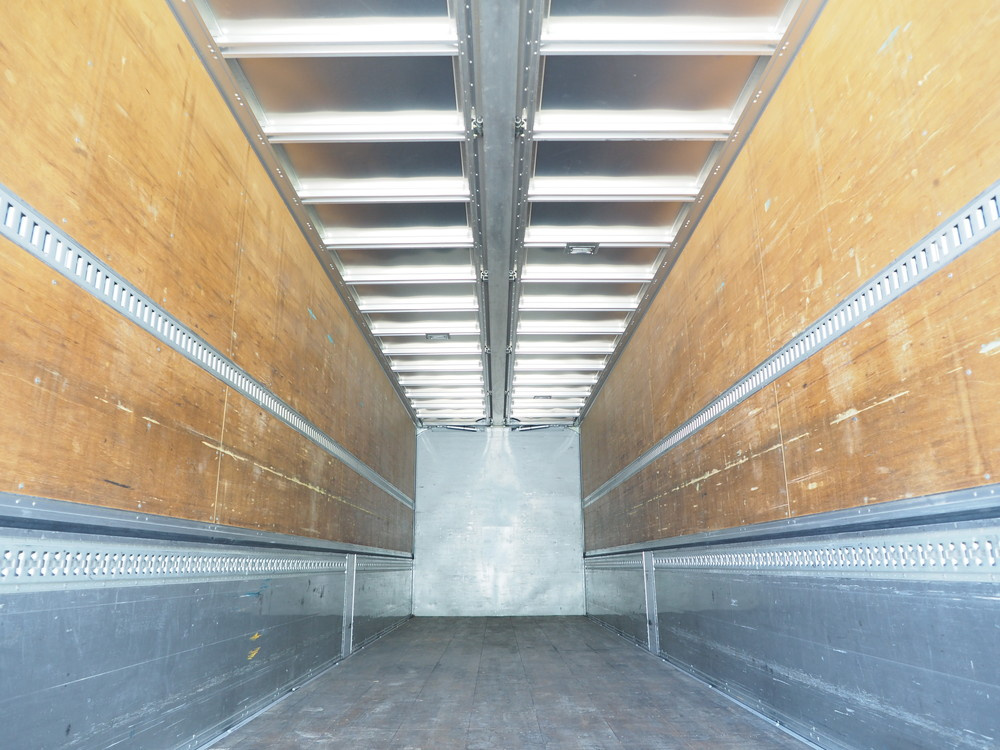 いすゞ ギガ ウイング車 大型 QKG-CYJ77A 年式 H26[写真25]