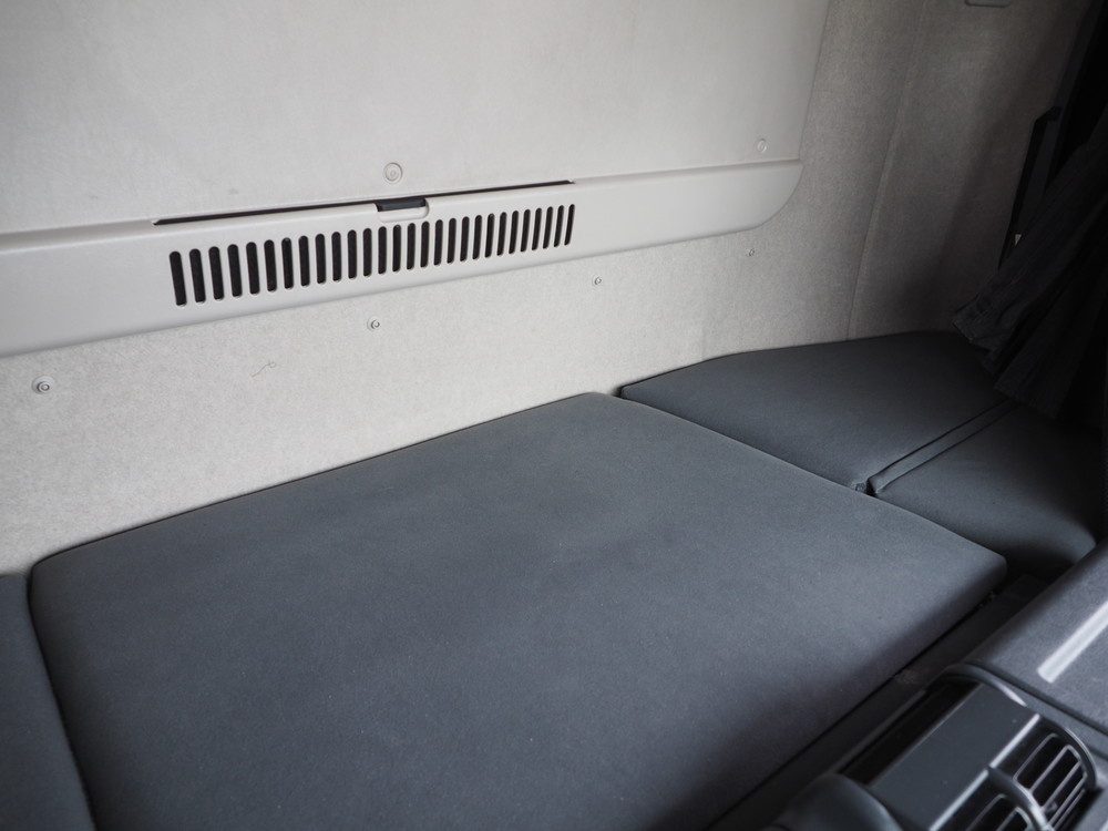 三菱ふそう スーパーグレート ウイング車 大型 QKG-FS55VZ 年式 H26[写真44]