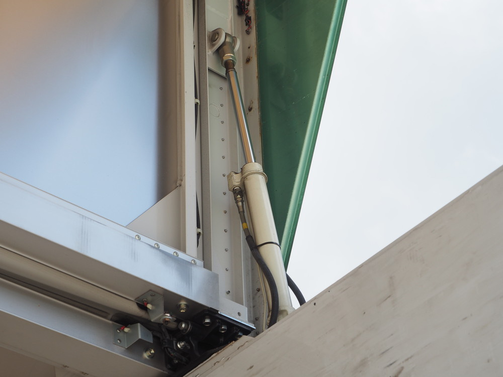 日野 レンジャー ウイング車 中型 TKG-FD7JLAA 年式 H25[写真14]