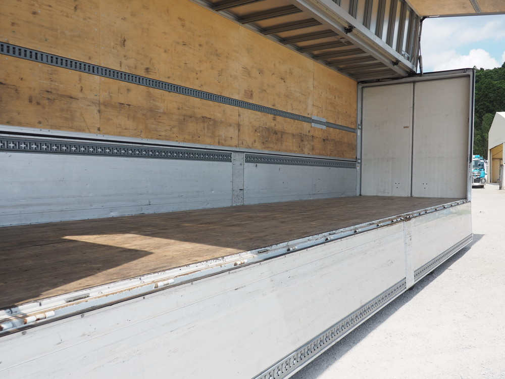 日野 グランドプロフィア ウイング車 大型 LKG-FW1EXBG 年式 H22[写真19]