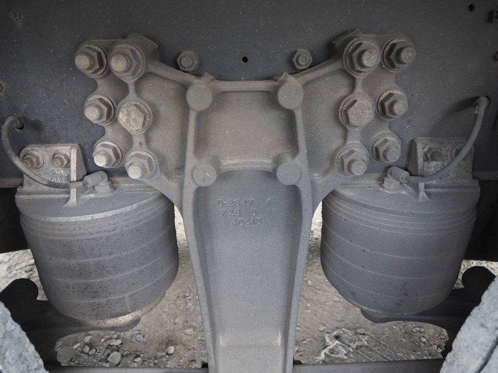 いすゞ ギガ ウイング車 大型 QKG-CYJ77A 年式 H26[写真41]