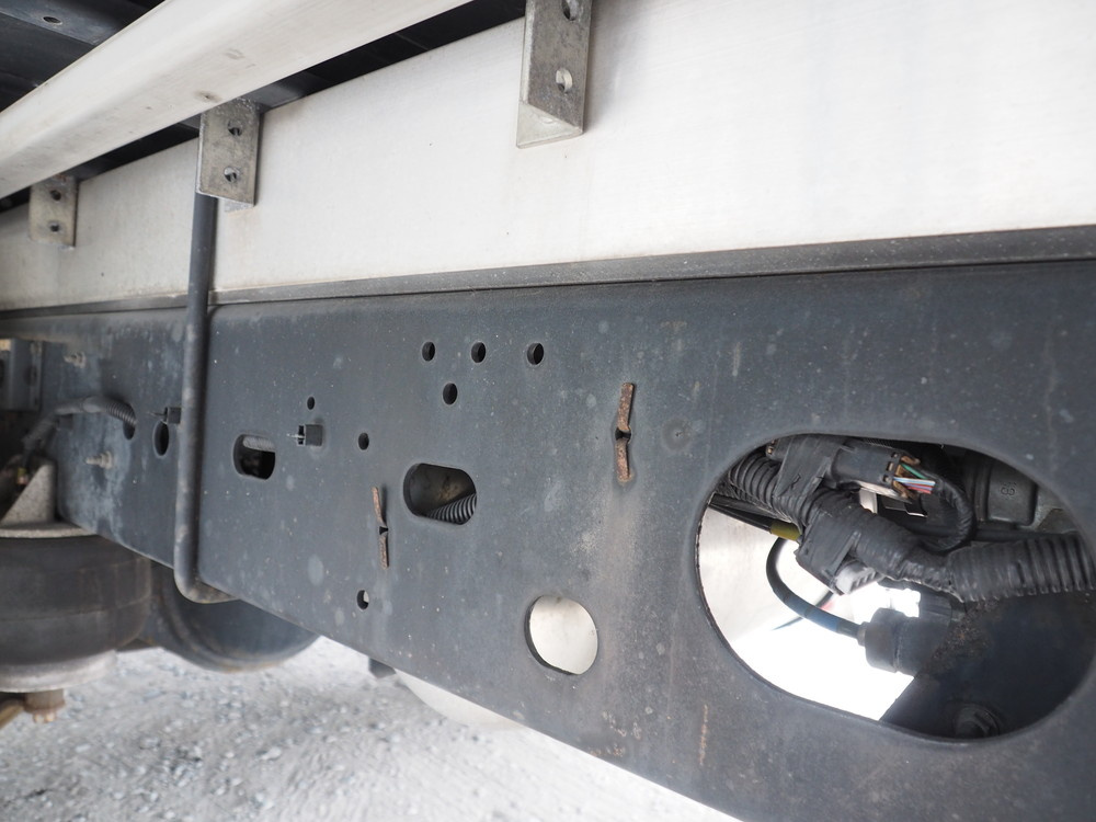 いすゞ フォワード ウイング車 中型 TKG-FRR90T2 年式 H26[写真46]