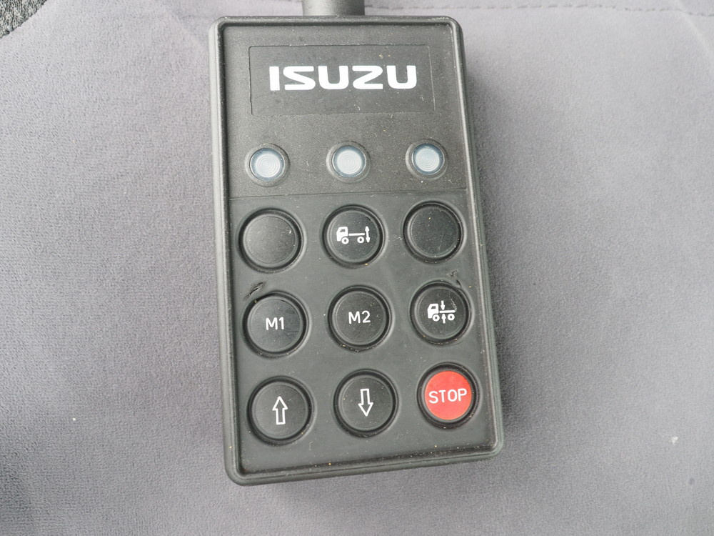 いすゞ フォワード ウイング車 中型 TKG-FRR90T2 年式 H26[写真34]