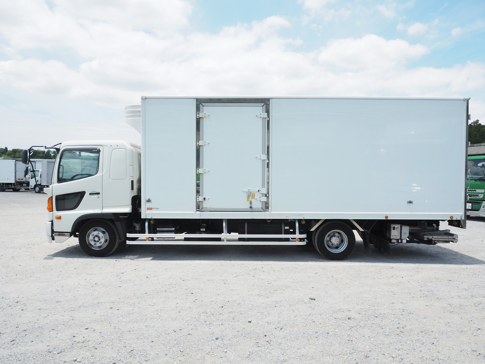 日野 レンジャー 冷凍バン 中型 TKG-FD9JLAG 年式 H28[写真12]