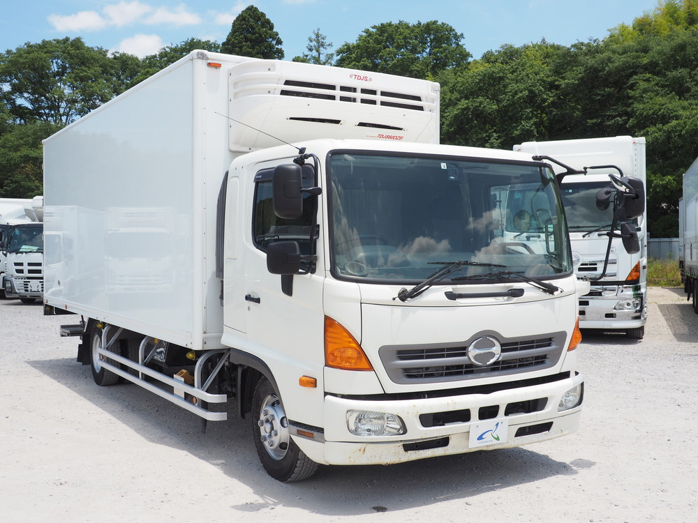 日野 レンジャー 冷凍バン 中型 TKG-FD9JLAG 年式 H28[写真04]