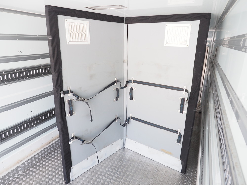 日野 レンジャー 冷凍バン 中型 TKG-FD9JLAG 年式 H28[写真25]