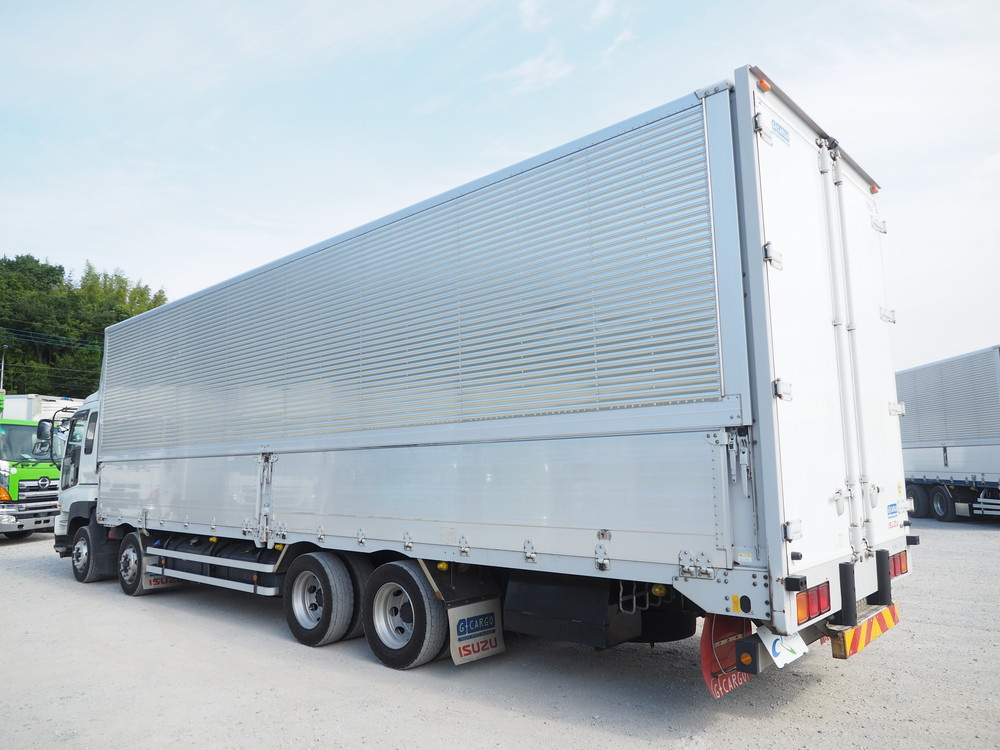 いすゞ ギガ ウイング車 大型 QKG-CYJ77A 年式 H26[写真07]