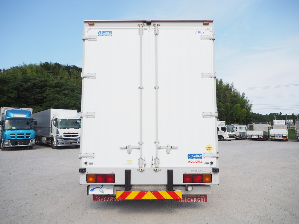 いすゞ ギガ ウイング車 大型 QKG-CYJ77A 年式 H26[写真06]