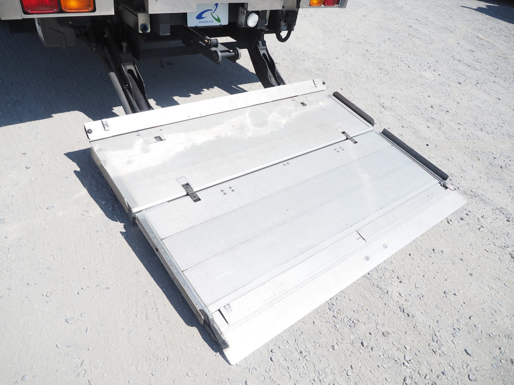 三菱ふそう ファイター 冷凍バン 中型 TKG-FK61F 年式 H24[写真20]