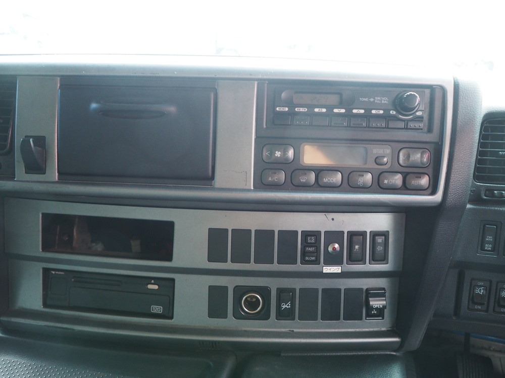 日野 グランドプロフィア ウイング車 大型 LKG-FW1EXBJ 年式 H23[写真37]