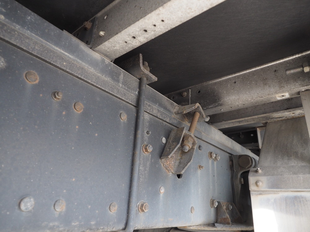 三菱ふそう スーパーグレート ウイング車 大型 BDG-FS54JZ 年式 H22[写真29]