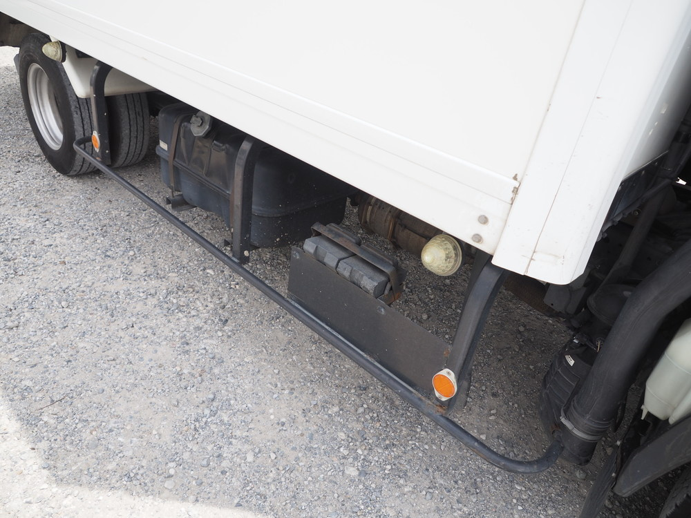 いすゞ エルフ 冷凍バン 小型 SKG-NPR85AN 年式 H23[写真12]