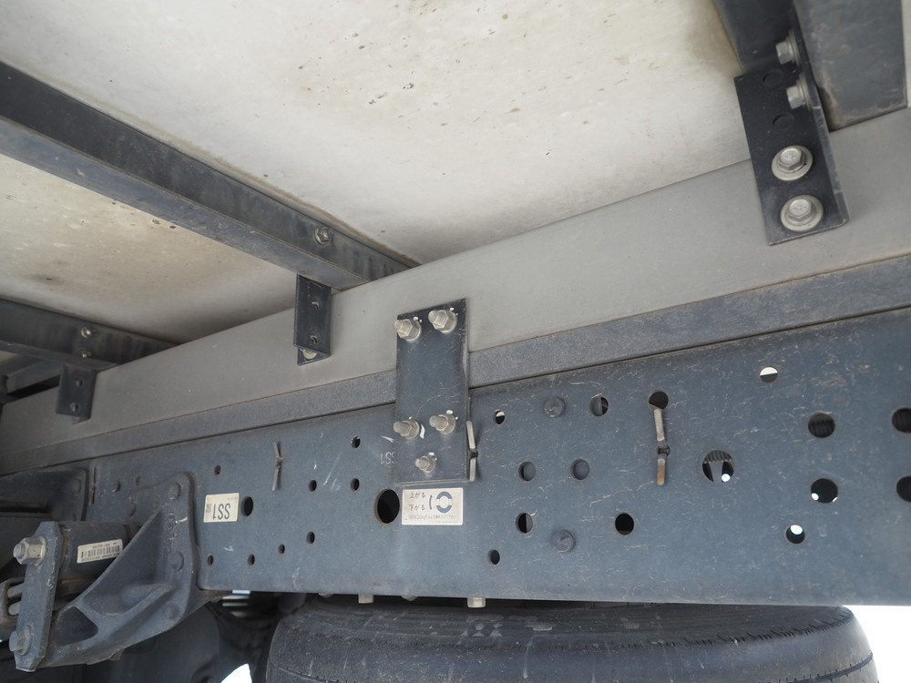 いすゞ エルフ 冷凍バン 小型 SKG-NPR85AN 年式 H23[写真38]