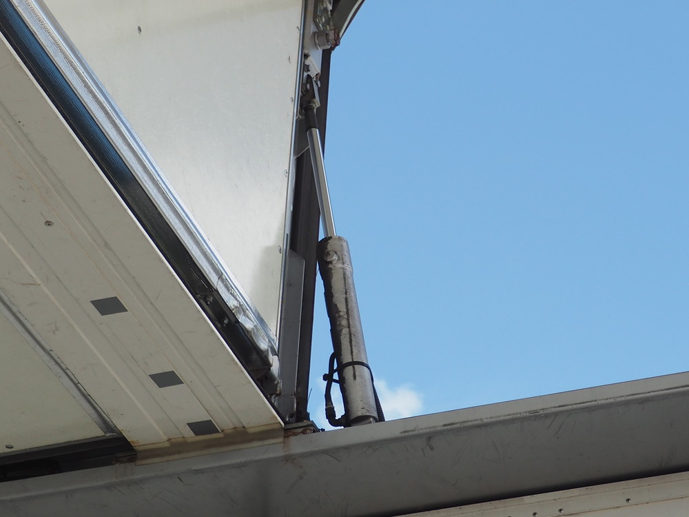 日野 グランドプロフィア 冷凍ウイング 大型 LKG-FW1EXBG 年式 H23[写真22]