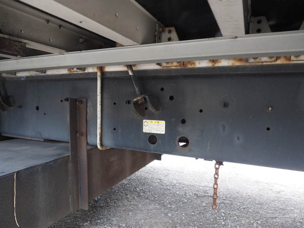 いすゞ ギガ ウイング車 大型 LKG-CYJ77A 年式 H23[写真56]