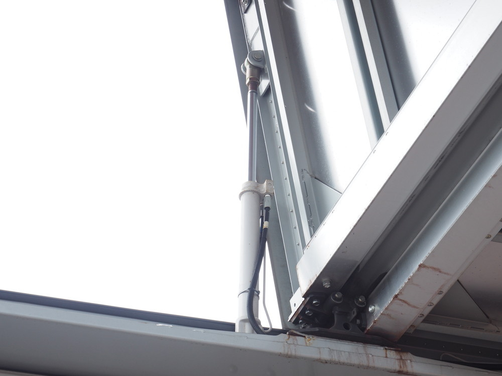 日野 レンジャー ウイング車 中増t BDG-FE7JPWG 年式 H20[写真14]