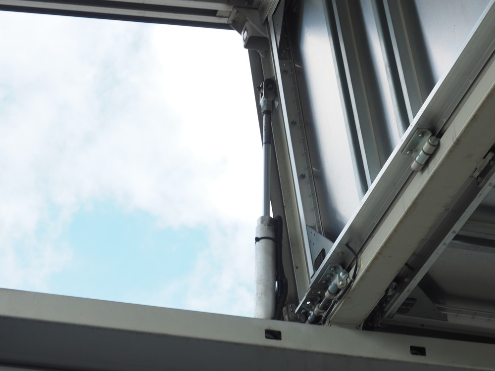 三菱ふそう スーパーグレート ウイング車 大型 LKG-FS54VZ 年式 H23[写真20]