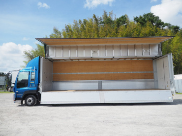 いすゞ ギガ ウイング車 大型 QKG-CYJ77A 年式 H26 [写真17]