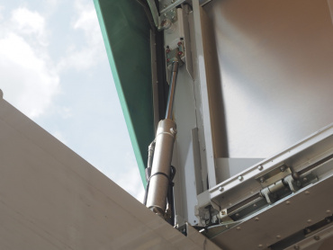 いすゞ ギガ ウイング車 大型 QKG-CYJ77A 年式 H26 [写真18]