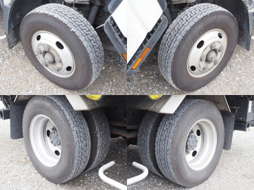 いすゞ エルフ バン車 小型 TKG-NPR85AN 年式 H24 [写真47]