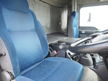 いすゞ ギガ ウイング車 大型 QKG-CYJ77A 年式 H26 [写真28]